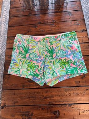 Lilly Pulitzer Callahan 14
